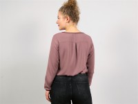 Studio Schnittreif Frau Dana Bluse mit Abnähern