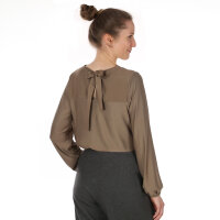 Studio Schnittreif Frau YELDA Shirt mit Schleife
